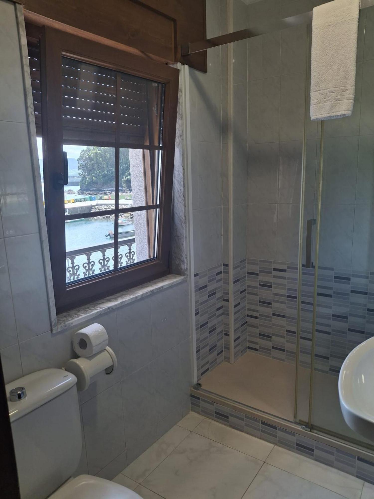 Hostal La Marina Porto do Barqueiro 外观 照片