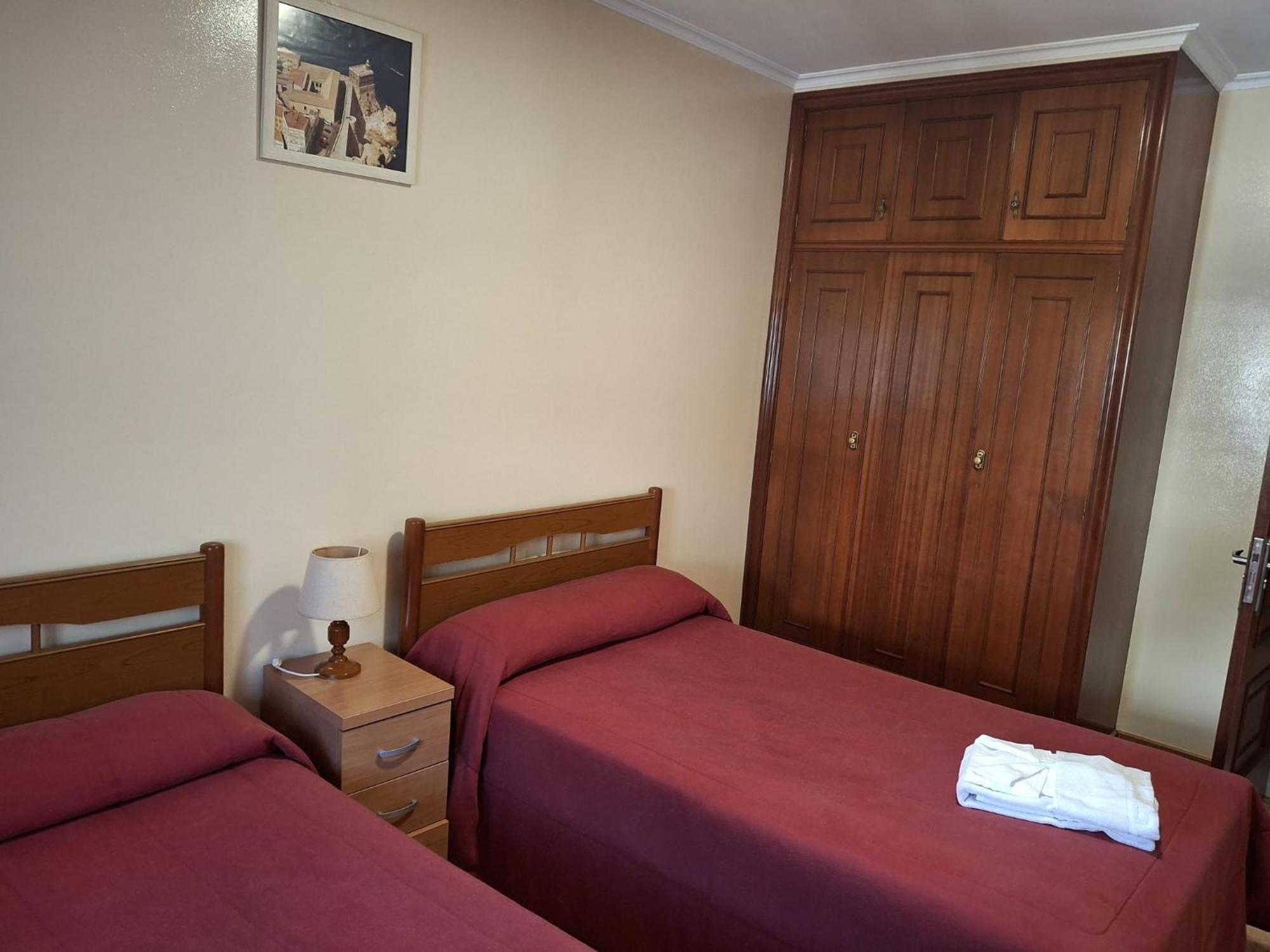 Hostal La Marina Porto do Barqueiro 外观 照片